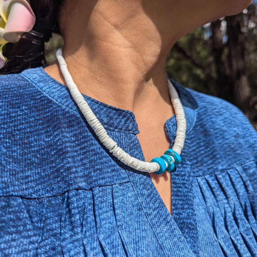 Navajo Graduated White Shell with Kingman Turquoise Beaded Necklace NA Jewelry *